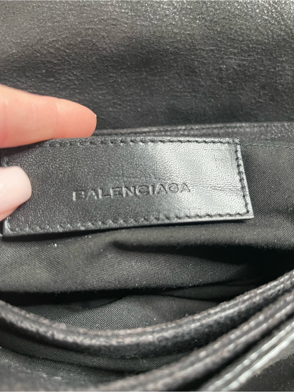 Balenciaga Black Distressed Leather Shoulder Bag Adjustable Strap Italy Rare - Picture 12 of 16